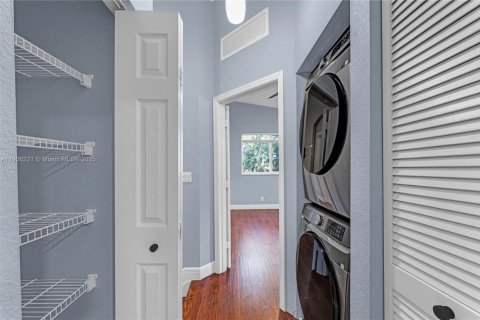 Купить таунхаус в Ривьера-Бич, Флорида 2 спальни, 111.39м2, № 1964001 - фото 20