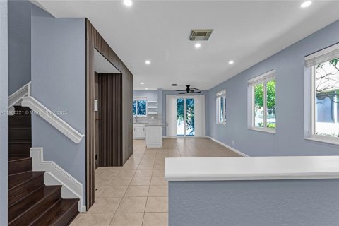 Купить таунхаус в Ривьера-Бич, Флорида 2 спальни, 111.39м2, № 1964001 - фото 11