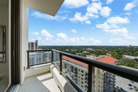 Condo in Tampa, Florida, 3 bedrooms  № 1638241 - photo 24