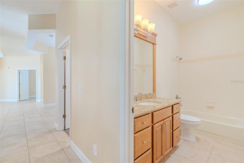 House in Valrico, Florida 4 bedrooms, 233.74 sq.m. № 1901217 - photo 25