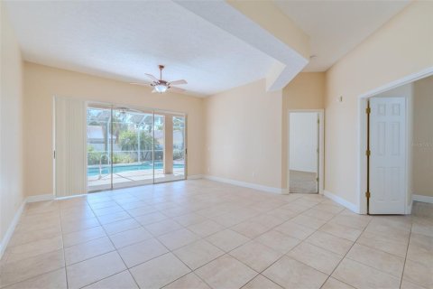 House in Valrico, Florida 4 bedrooms, 233.74 sq.m. № 1901217 - photo 11