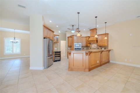 House in Valrico, Florida 4 bedrooms, 233.74 sq.m. № 1901217 - photo 16