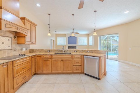 House in Valrico, Florida 4 bedrooms, 233.74 sq.m. № 1901217 - photo 14