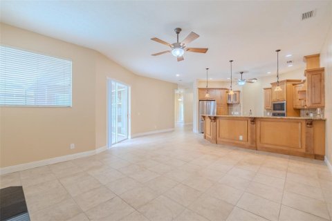 House in Valrico, Florida 4 bedrooms, 233.74 sq.m. № 1901217 - photo 20