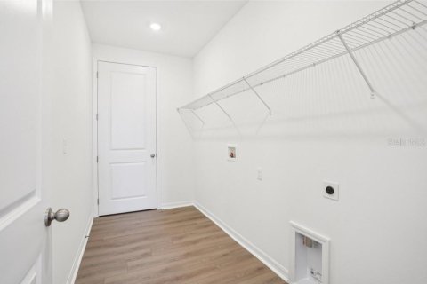 Casa en venta en Mount Dora, Florida, 3 dormitorios, 191.94 m2 № 2167441 - foto 27