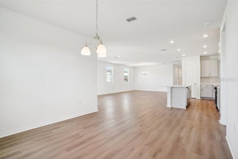 Casa en venta en Mount Dora, Florida, 3 dormitorios, 191.94 m2 № 2167441 - foto 10