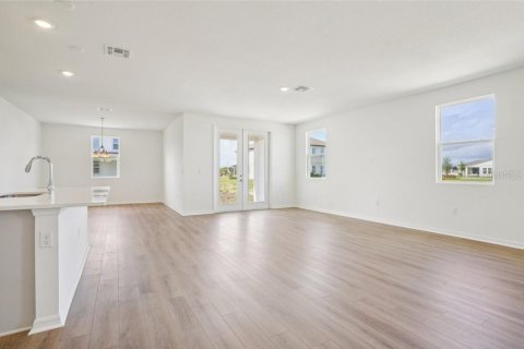 Casa en venta en Mount Dora, Florida, 3 dormitorios, 191.94 m2 № 2167441 - foto 4