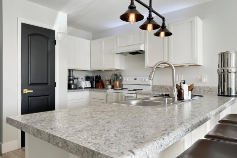 Villa ou maison à louer à Port St. Lucie, Floride: 4 chambres, 131.74 m2 № 2188221 - photo 2
