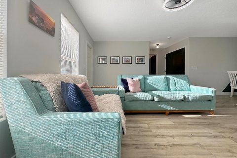 Villa ou maison à louer à Port St. Lucie, Floride: 4 chambres, 131.74 m2 № 2188221 - photo 9