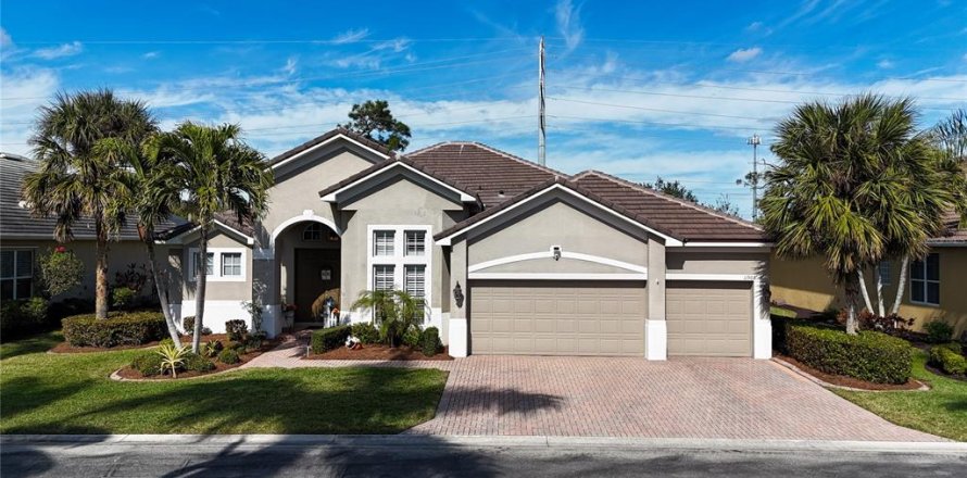 Casa en Fort Myers, Florida 4 dormitorios, 256.5 m2 № 1720966