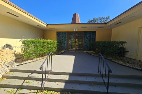 Condominio en alquiler en Lauderdale Lakes, Florida, 2 dormitorios, 87.7 m2 № 2080469 - foto 28