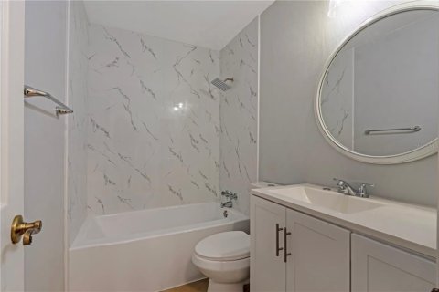 Villa ou maison à vendre à Deltona, Floride: 2 chambres, 95.22 m2 № 2339284 - photo 14