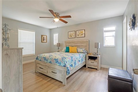 Villa ou maison à vendre à Deltona, Floride: 2 chambres, 95.22 m2 № 2339284 - photo 11