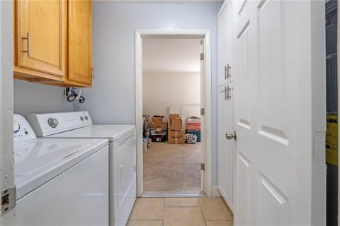 Villa ou maison à vendre à Deltona, Floride: 2 chambres, 95.22 m2 № 2339284 - photo 19