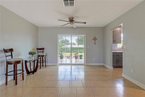 Villa ou maison à vendre à Deltona, Floride: 2 chambres, 95.22 m2 № 2339284 - photo 4