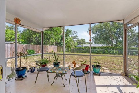 Villa ou maison à vendre à Deltona, Floride: 2 chambres, 95.22 m2 № 2339284 - photo 21