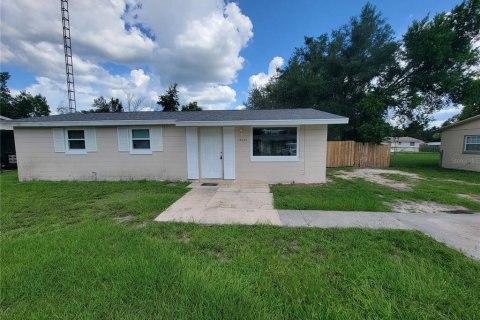 Casa en Ocala, Florida 3 dormitorios, 85.84 m2 № 2296608