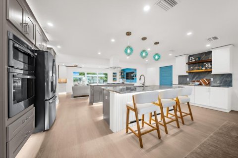 Villa ou maison à vendre à Bradenton, Floride: 3 chambres, 165.46 m2 № 2426849 - photo 17