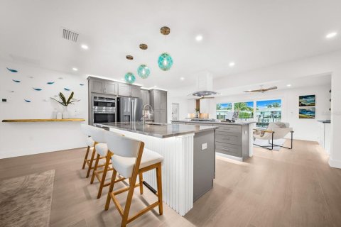 Villa ou maison à vendre à Bradenton, Floride: 3 chambres, 165.46 m2 № 2426849 - photo 11
