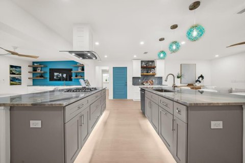 Villa ou maison à vendre à Bradenton, Floride: 3 chambres, 165.46 m2 № 2426849 - photo 15