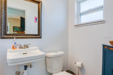 House in South Daytona, Florida 3 bedrooms, 92.9 sq.m. № 2152192 - photo 14