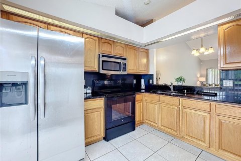 Купить таунхаус в Киссимми, Флорида 4 комнаты, 88.44м2, № 1905793 - фото 8