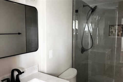 Condo in Clearwater, Florida, 2 bedrooms № 2277324 - photo 10