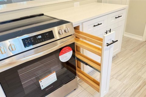 Condo in Clearwater, Florida, 2 bedrooms № 2277324 - photo 5