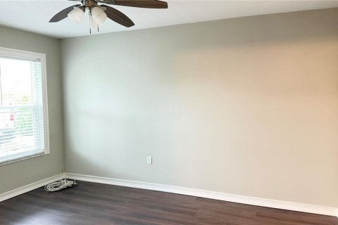 Condo in Clearwater, Florida, 2 bedrooms № 2277324 - photo 8