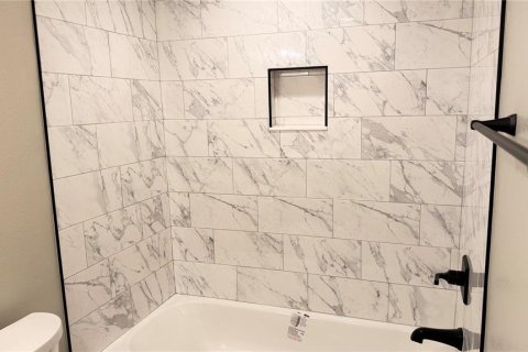Condo in Clearwater, Florida, 2 bedrooms № 2277324 - photo 18