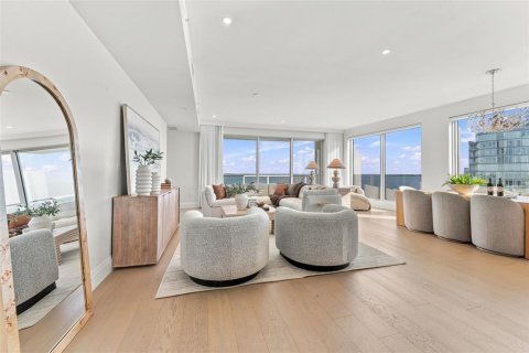 Copropriété à vendre à Tampa, Floride: 3 chambres, 234.3 m2 № 2428893 - photo 4