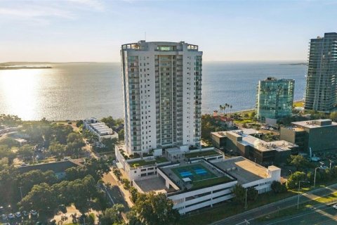 Condominio en Tampa, Florida, 3 dormitorios  № 2428893
