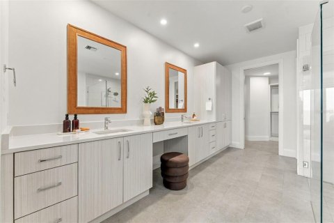 Copropriété à vendre à Tampa, Floride: 3 chambres, 234.3 m2 № 2428893 - photo 17