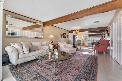 Copropriété à vendre à Summerfield, Floride: 2 chambres, 102.1 m2 № 1894330 - photo 13