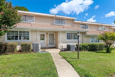Copropriété à vendre à Summerfield, Floride: 2 chambres, 102.1 m2 № 1894330 - photo 5