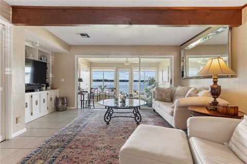 Copropriété à vendre à Summerfield, Floride: 2 chambres, 102.1 m2 № 1894330 - photo 10