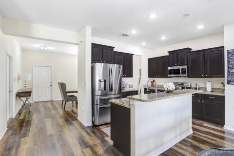 Casa en venta en Riverview, Florida, 5 dormitorios, 289.95 m2 № 2213933 - foto 10