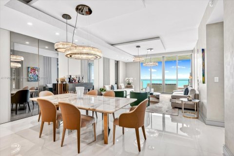Condominio en alquiler en Sunny Isles Beach, Florida, 4 dormitorios, 277.5 m2 № 1951960 - foto 5