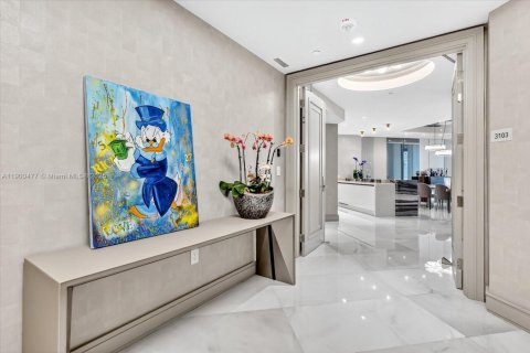 Condominio en alquiler en Sunny Isles Beach, Florida, 4 dormitorios, 277.5 m2 № 1951960 - foto 10