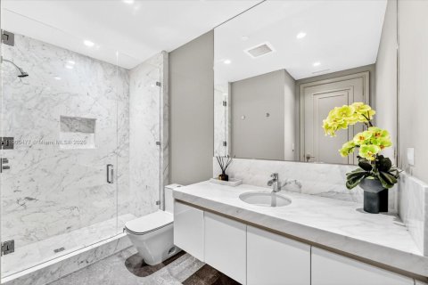 Condominio en alquiler en Sunny Isles Beach, Florida, 4 dormitorios, 277.5 m2 № 1951960 - foto 28