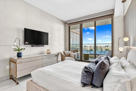 Condominio en alquiler en Sunny Isles Beach, Florida, 4 dormitorios, 277.5 m2 № 1951960 - foto 26