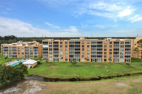 Copropriété à vendre à Bradenton, Floride: 2 chambres, 127.83 m2 № 2200903 - photo 7