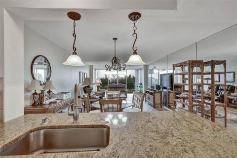 Copropriété à vendre à Bradenton, Floride: 2 chambres, 127.83 m2 № 2200903 - photo 17
