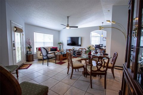 Villa ou maison à louer à Kissimmee, Floride: 3 chambres, 112.04 m2 № 2104257 - photo 8