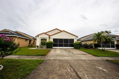 Villa ou maison à louer à Kissimmee, Floride: 3 chambres, 112.04 m2 № 2104257 - photo 2
