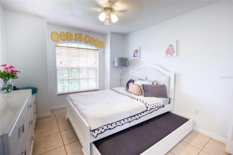 Villa ou maison à louer à Kissimmee, Floride: 3 chambres, 112.04 m2 № 2104257 - photo 24
