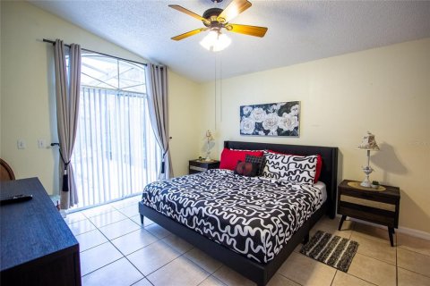 Villa ou maison à louer à Kissimmee, Floride: 3 chambres, 112.04 m2 № 2104257 - photo 15