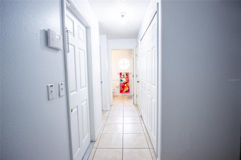 Villa ou maison à louer à Kissimmee, Floride: 3 chambres, 112.04 m2 № 2104257 - photo 20