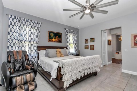 House in Ocala, Florida 3 bedrooms, 231.14 sq.m. № 1583302 - photo 15