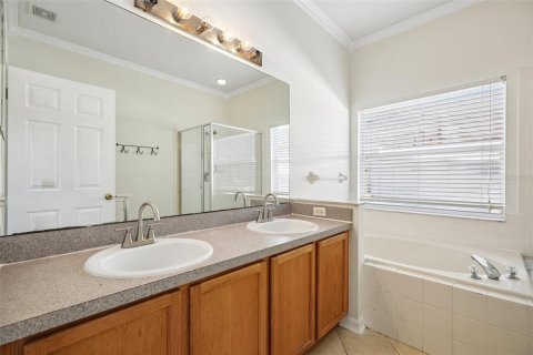Villa ou maison à vendre à Orlando, Floride: 4 chambres, 185.34 m2 № 2419083 - photo 19